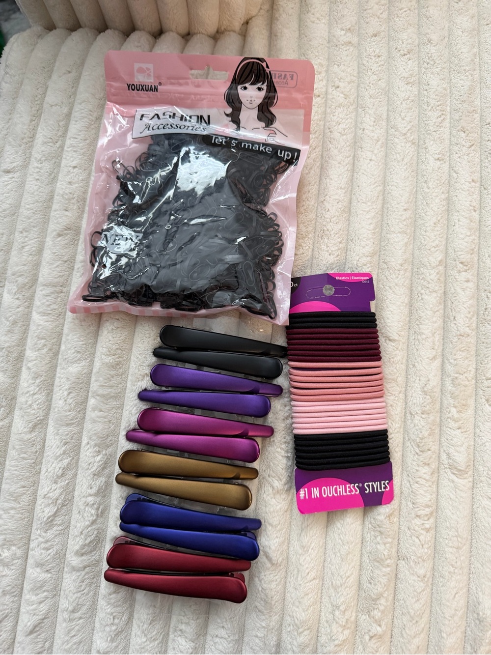 Assorted Hair Accessories Set - Picture 2 of 2